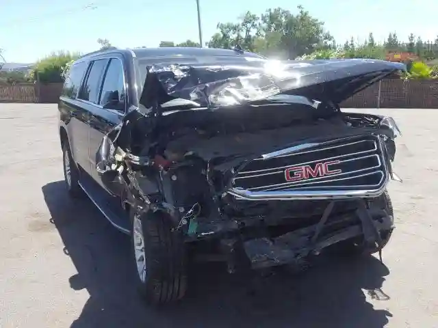 1GKS1GKC8HR232329 2017 GMC YUKON XL C1500 SLT-0