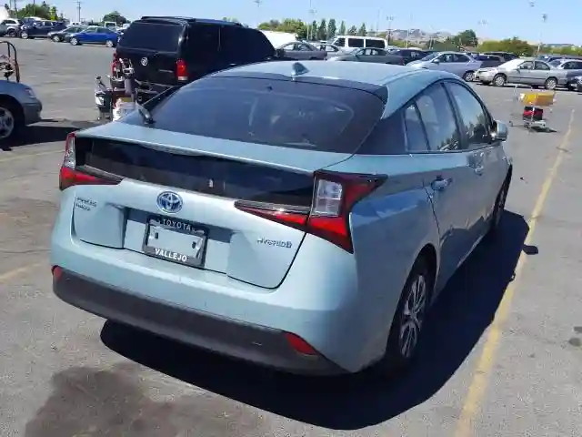 JTDL9RFU4K3008427 2019 TOYOTA PRIUS-3