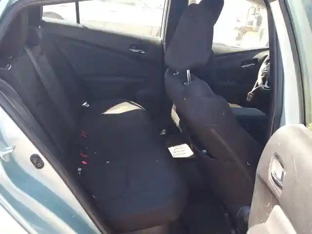 JTDL9RFU4K3008427 2019 TOYOTA PRIUS-5