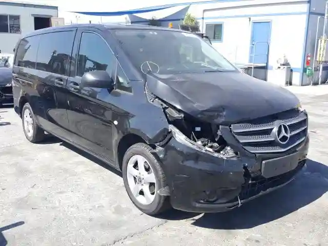 WD4PG2EE8J3431850 2018 MERCEDES-BENZ METRIS-0