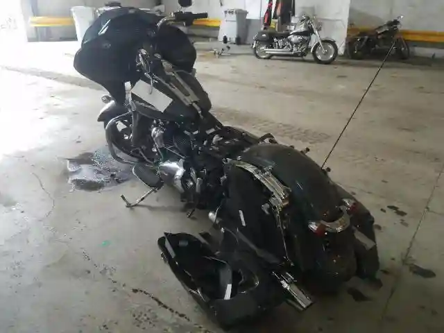 1HD1KHC12LB618459 2020 HARLEY-DAVIDSON FLTRX-2