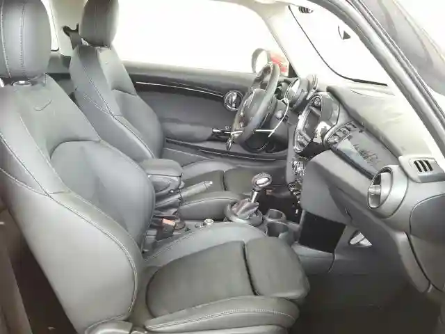 WMWXP7C5XK2A53435 2019 MINI COOPER S-4