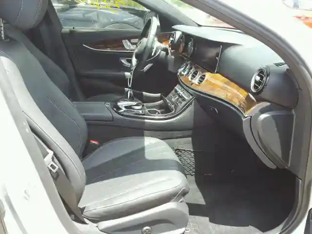 WDDZF4KB2HA229447 2017 MERCEDES-BENZ E 300 4MATIC-4