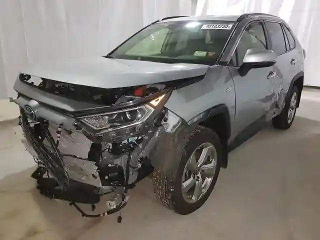 JTMDWRFVXKD033395 2019 TOYOTA RAV4 LIMITED-1