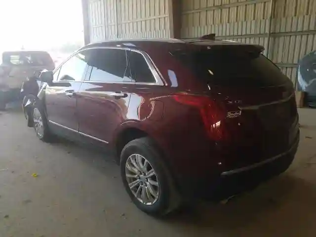 1GYKNARS0HZ132911 2017 CADILLAC XT5-2