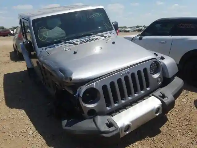 1C4HJWEG2FL697249 2015 JEEP WRANGLER UNLIMITED SAHARA-0