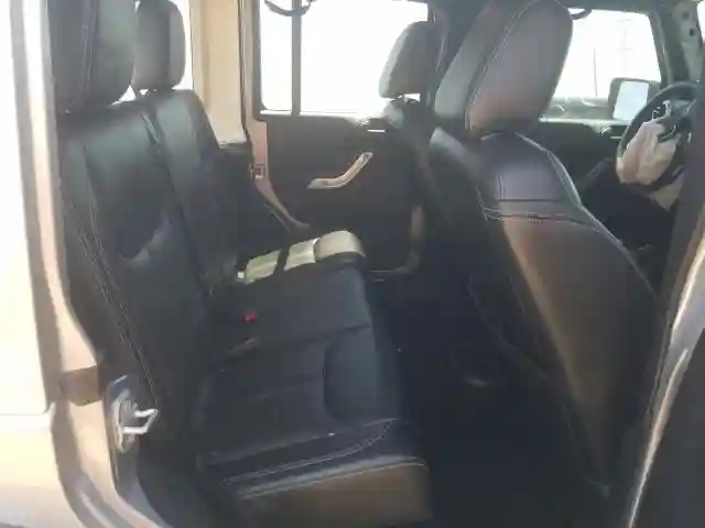 1C4HJWEG2FL697249 2015 JEEP WRANGLER UNLIMITED SAHARA-5