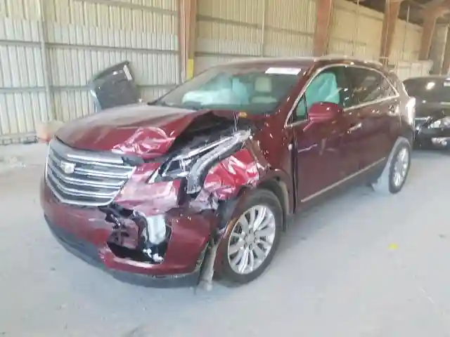 1GYKNARS0HZ132911 2017 CADILLAC XT5-1