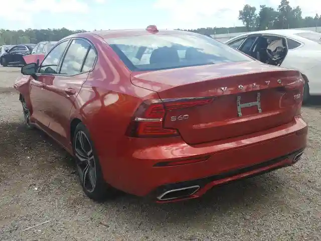 7JR102FMXKG000528 2019 VOLVO S60 T5 R-DESIGN-2