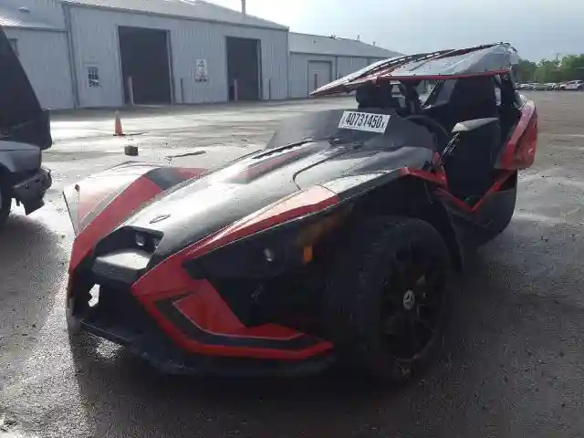 57XAARFA6K8132813 2019 POLARIS SLINGSHOT SLR-1