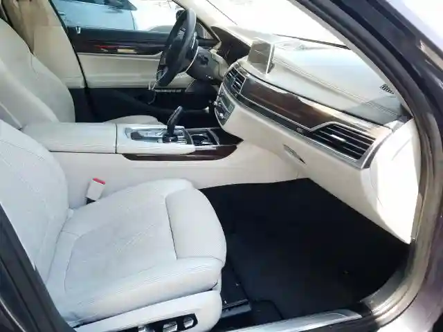 WBA7F2C50GGE12274 2016 BMW 750 XI-4