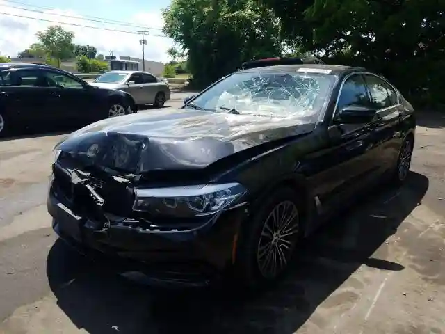 WBAJA7C52JG907663 2018 BMW 530 XI-1