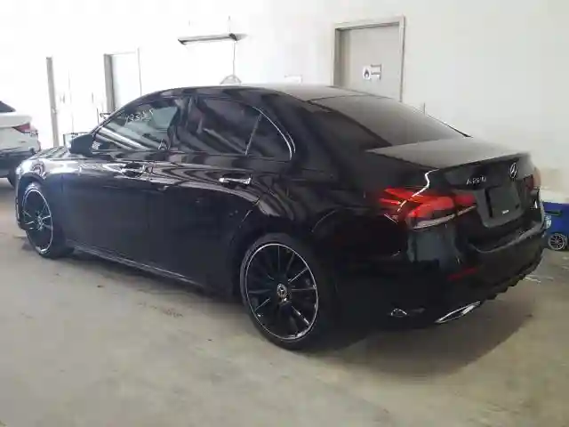 WDD3G4EB2KW010481 2019 MERCEDES-BENZ A 220 4MATIC-2