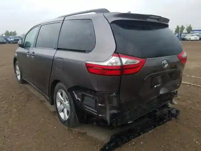 5TDKZ3DC2JS909859 2018 TOYOTA SIENNA LE-2