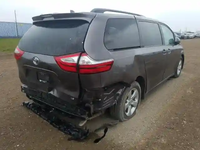 5TDKZ3DC2JS909859 2018 TOYOTA SIENNA LE-3