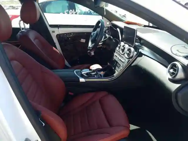 55SWF4JBXHU194936 2017 MERCEDES-BENZ C 300-4