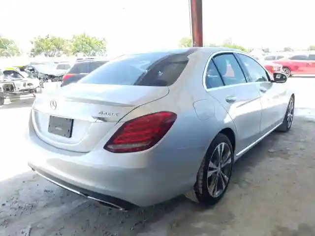 55SWF4KB2GU169719 2016 MERCEDES-BENZ C 300 4MATIC-3