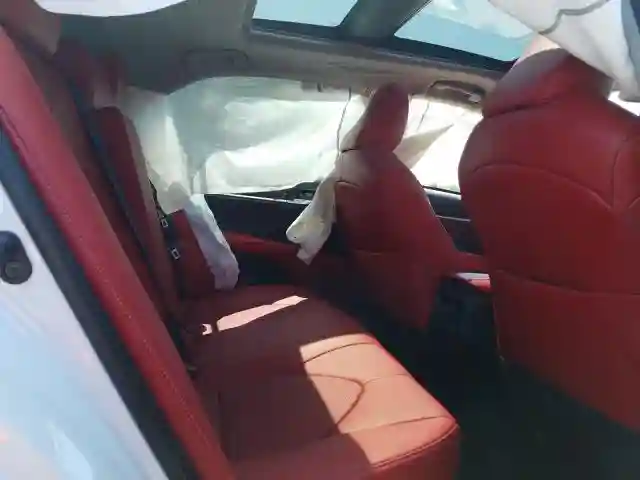 4T1B61HKXKU266863 2019 TOYOTA CAMRY XSE-5