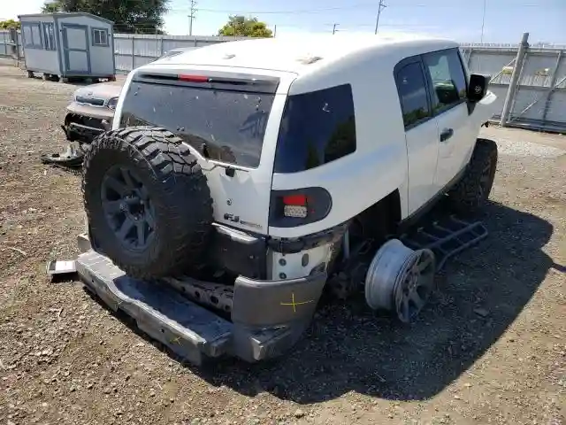 JTEBU4BFXEK187258 2014 TOYOTA FJ CRUISER-3