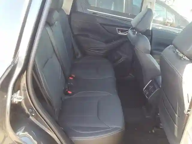 JF2SKASC0KH410710 2019 SUBARU FORESTER LIMITED-5