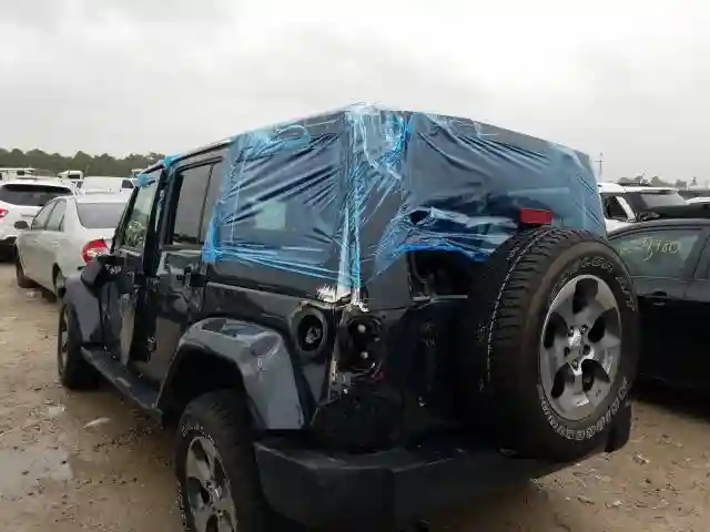1C4HJWEG4HL737365 2017 JEEP WRANGLER UNLIMITED SAHARA-2