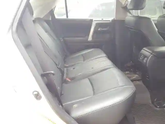 JTEBU5JR8H5441926 2017 TOYOTA 4RUNNER SR5/SR5 PREMIUM-5