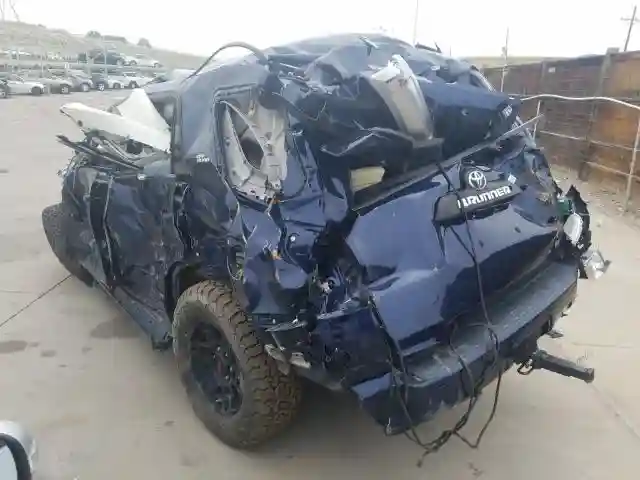 JTEBU5JR7J5516749 2018 TOYOTA 4RUNNER SR5/SR5 PREMIUM-2