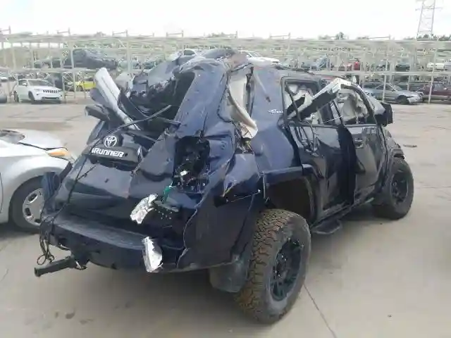 JTEBU5JR7J5516749 2018 TOYOTA 4RUNNER SR5/SR5 PREMIUM-3
