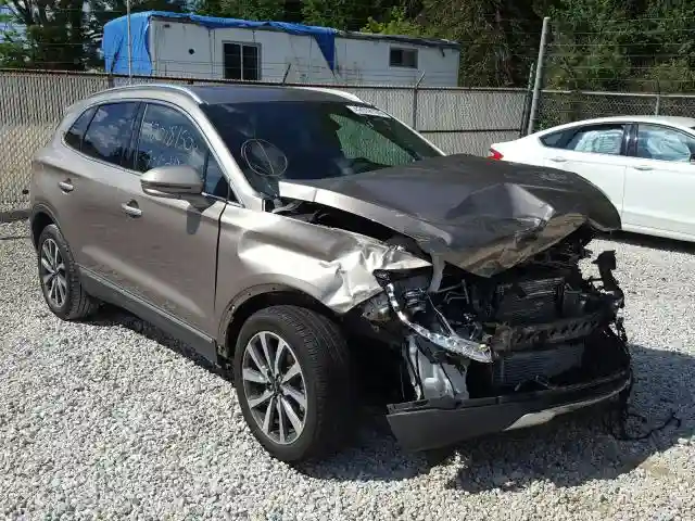 5LMCJ3C95KUL53117 2019 LINCOLN MKC RESERVE-0