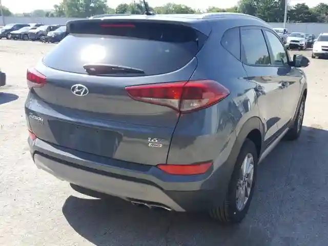KM8J3CA2XHU271581 2017 HYUNDAI TUCSON LIMITED-3