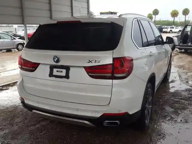 5UXKR2C52J0Z18639 2018 BMW X5 SDRIVE35I-3