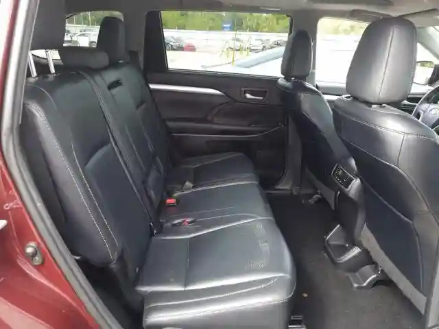 5TDKKRFH8GS133259 2016 TOYOTA HIGHLANDER XLE-5