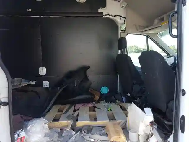 1FTYR3XG7HKA43750 2017 FORD TRANSIT T-250-5