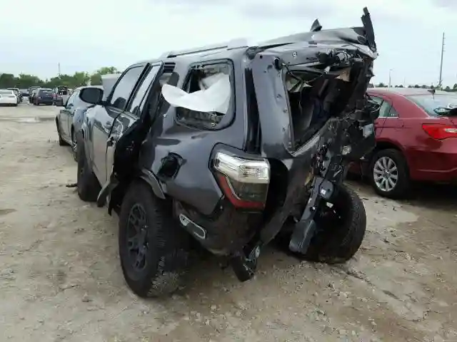 JTEZU5JR4J5186535 2018 TOYOTA 4RUNNER SR5-2