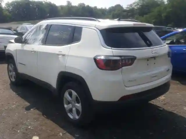 3C4NJDBB5KT807404 2019 JEEP COMPASS LATITUDE-2