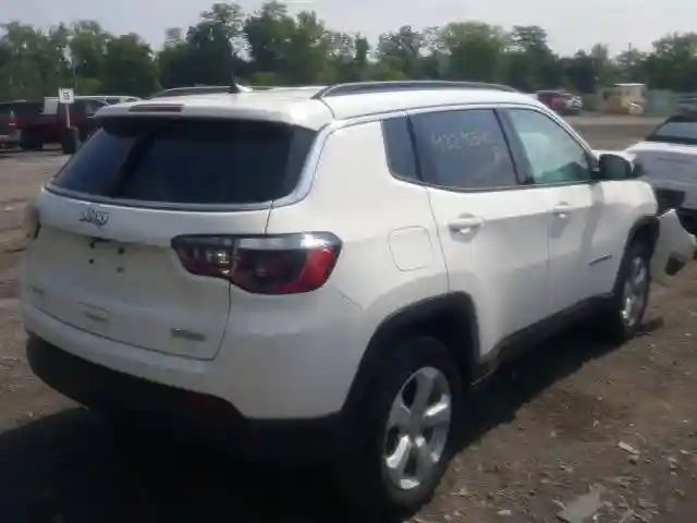 3C4NJDBB5KT807404 2019 JEEP COMPASS LATITUDE-3