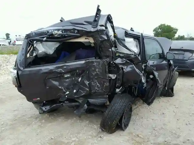 JTEZU5JR4J5186535 2018 TOYOTA 4RUNNER SR5-3