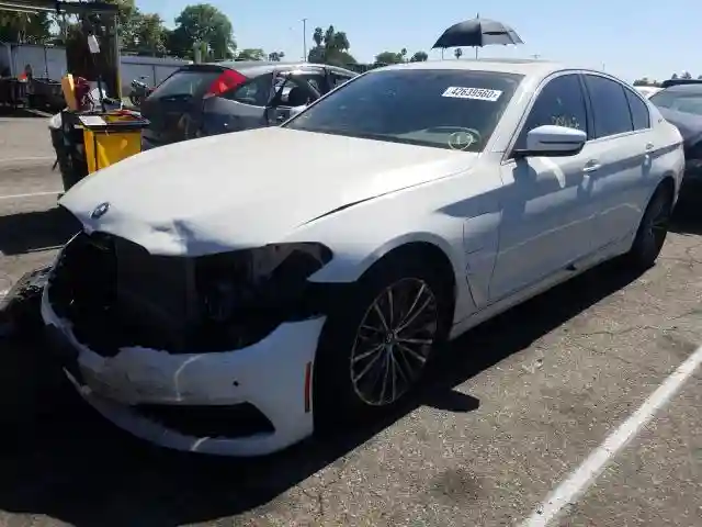 WBAJA9C58JB251154 2018 BMW 530E-1
