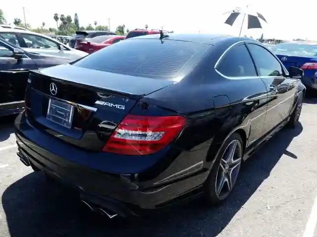 WDDGJ7HB2EG282124 2014 MERCEDES-BENZ C 63 AMG-3