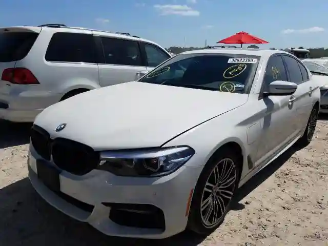 WBAJA9C51JB252226 2018 BMW 530E-1