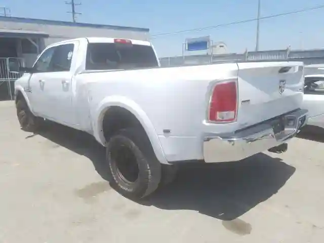3C63RRJL3GG327831 2016 RAM 3500 LARAMIE-2