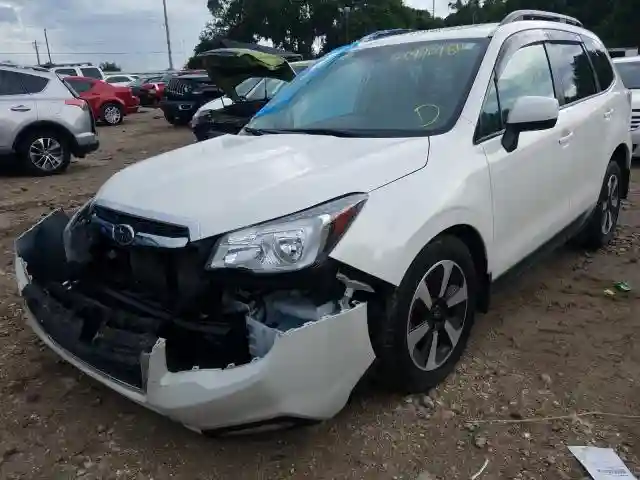 JF2SJAGC4JH597847 2018 SUBARU FORESTER 2.5I PREMIUM-1