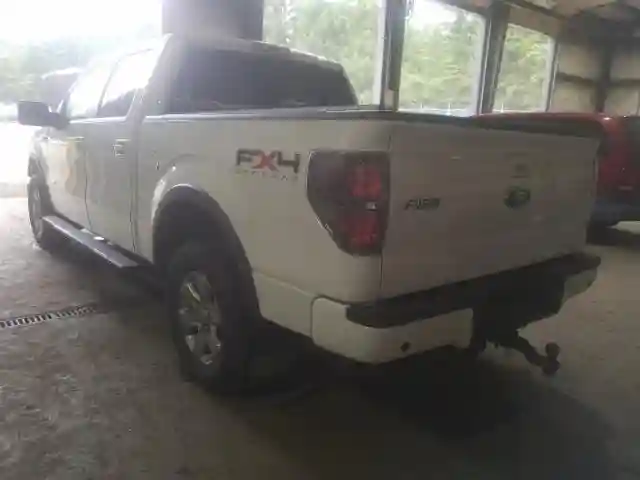 1FTFW1ET7BFA75425 2011 FORD F150 SUPERCREW-2
