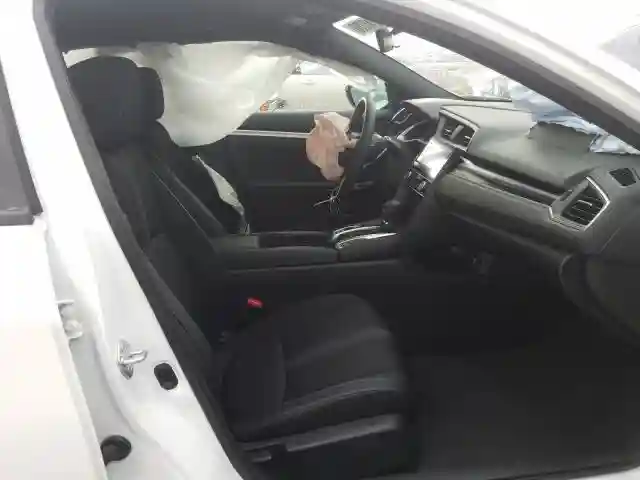 19XFC2F87LE016993 2020 HONDA CIVIC SPORT-4