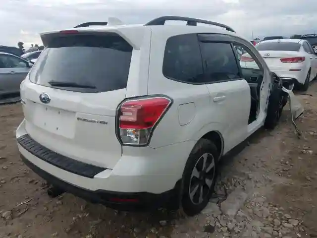 JF2SJAGC4JH597847 2018 SUBARU FORESTER 2.5I PREMIUM-3