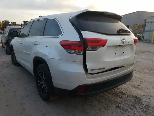 5TDZZRFH6JS242045 2018 TOYOTA HIGHLANDER LE-2