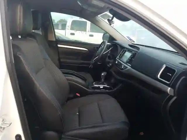 5TDZZRFH6JS242045 2018 TOYOTA HIGHLANDER LE-4