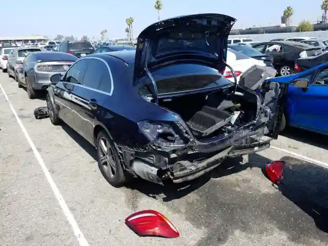 WDDZF4JB2HA074724 2017 MERCEDES-BENZ E 300-2