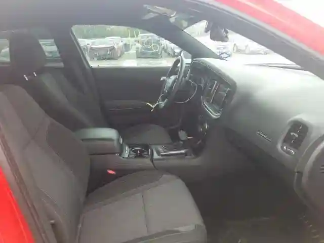 2C3CDXBG7KH697268 2019 DODGE CHARGER SXT-4