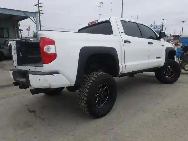 5TFDY5F1XKX841924 2019 TOYOTA TUNDRA CREWMAX SR5-3